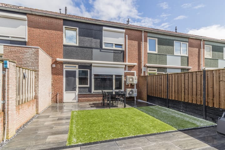 Foto 23 van Amalia van Solmslaan 23