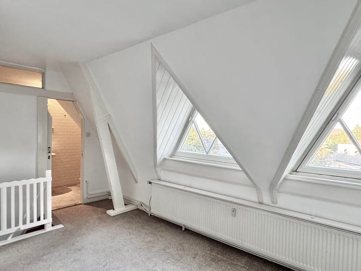 Foto 43 van Schubertstraat 82-3