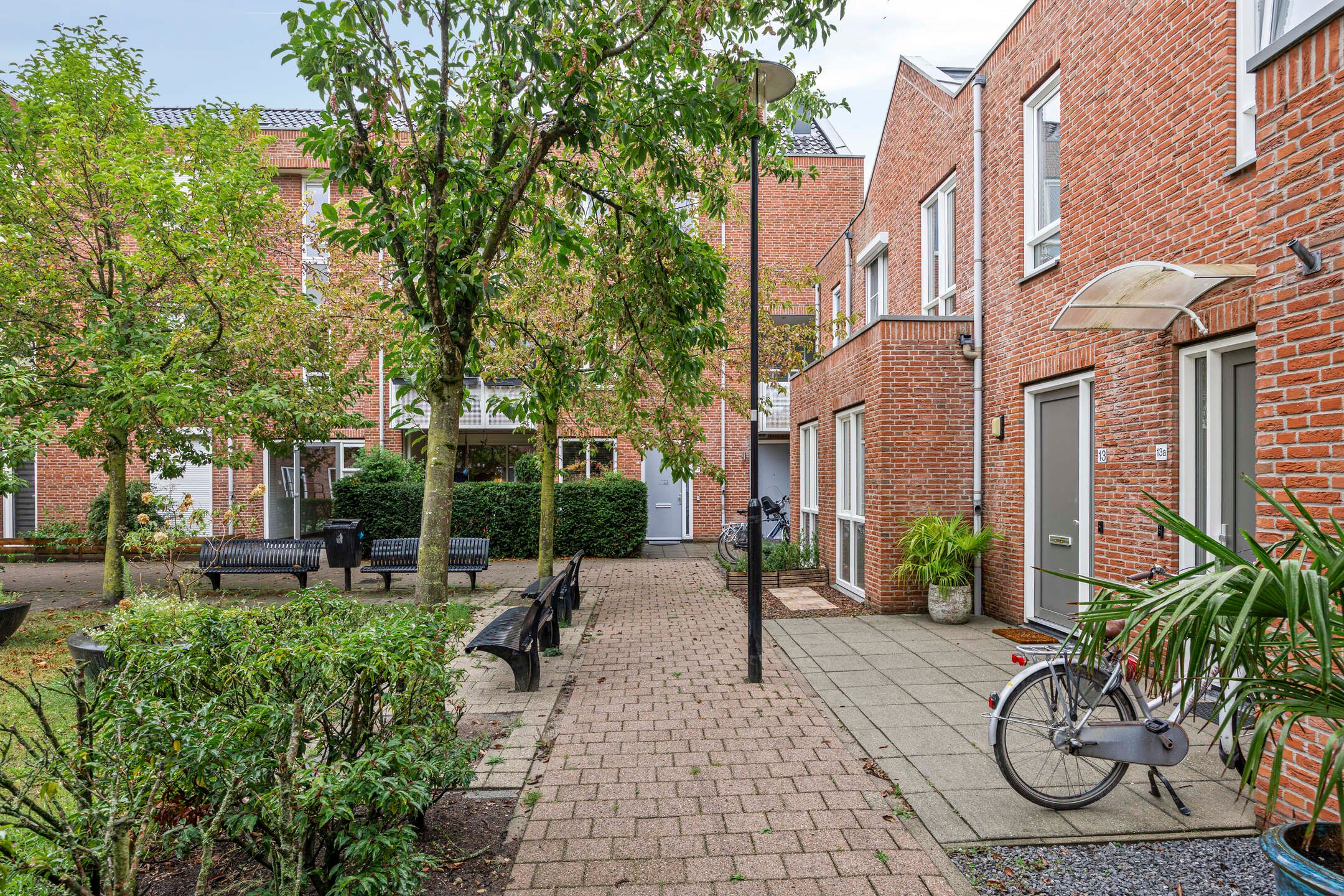 Prof. Lorentzlaan 13 