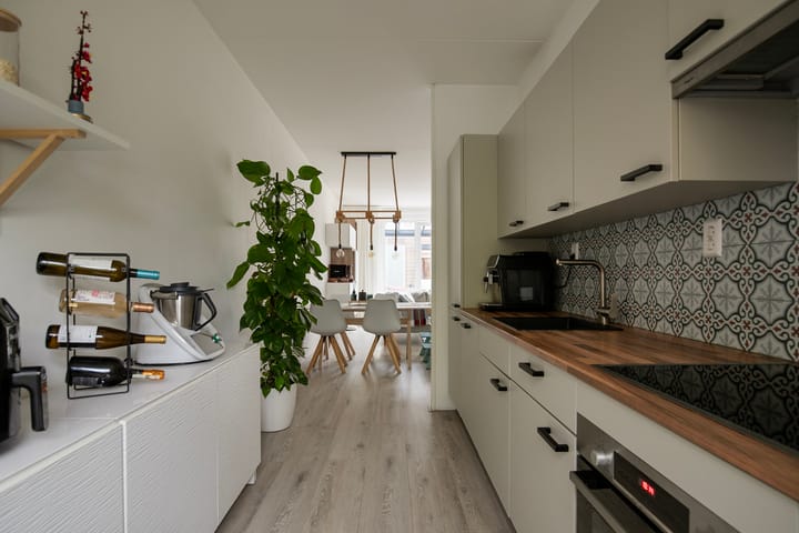 Foto 11 van Prof. Lorentzlaan 13