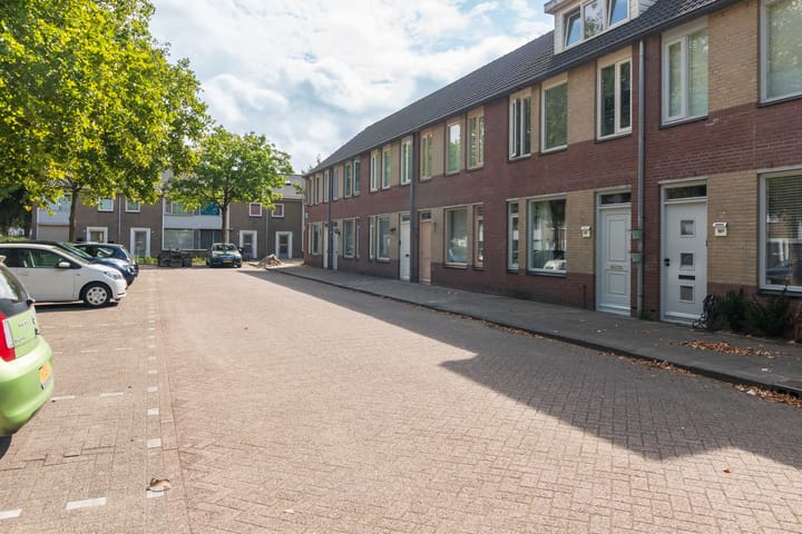 Foto 32 van Scarlattistraat 86