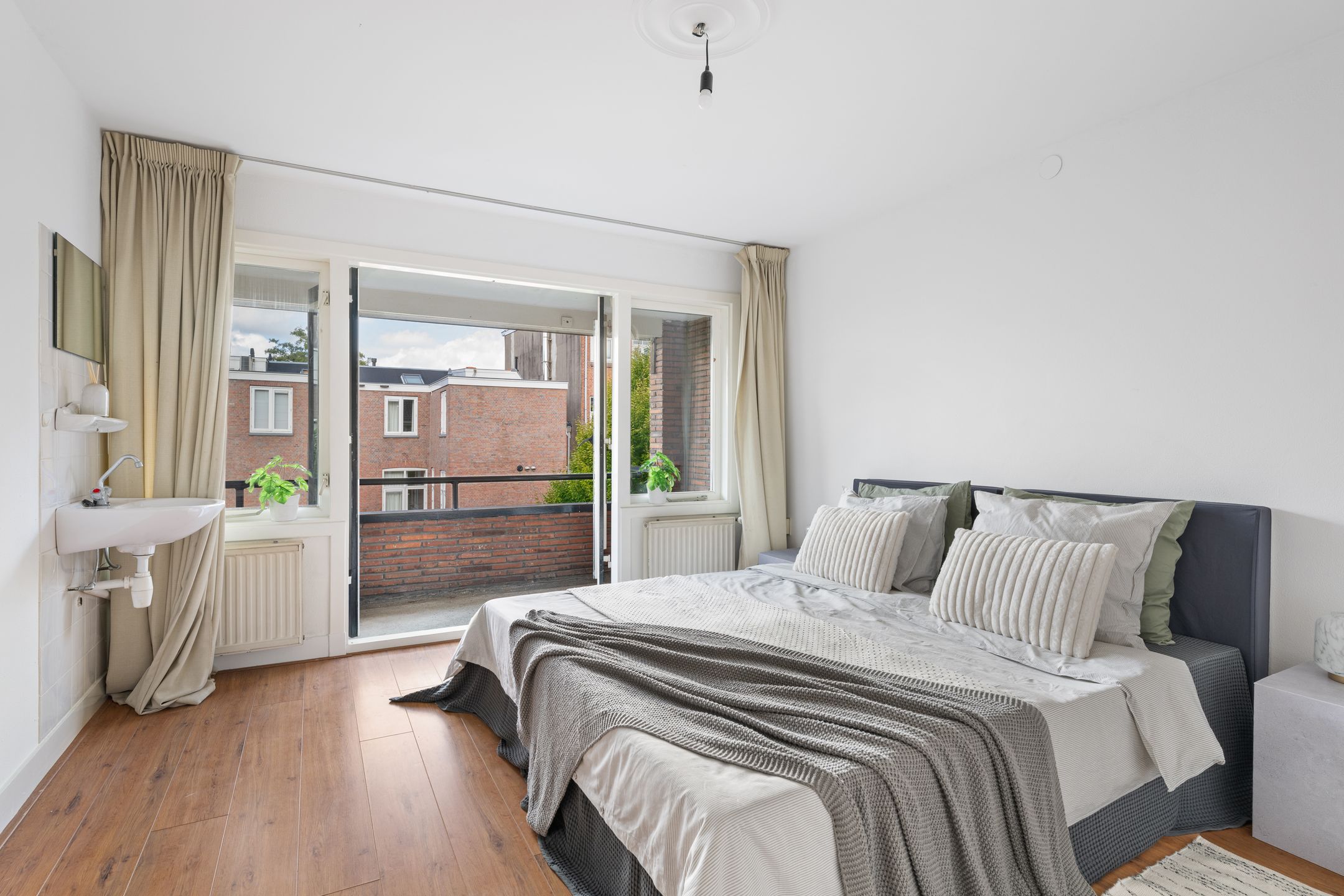 Photo 15 of Charlotte de Bourbonlaan 37-A