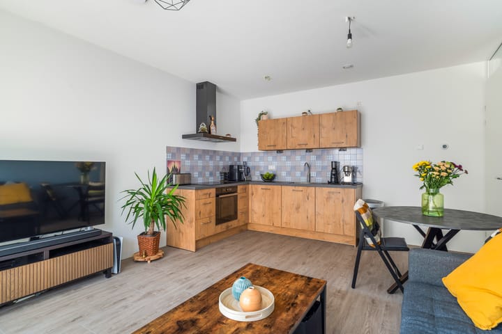 Foto 2 van Waldorpstraat 1572