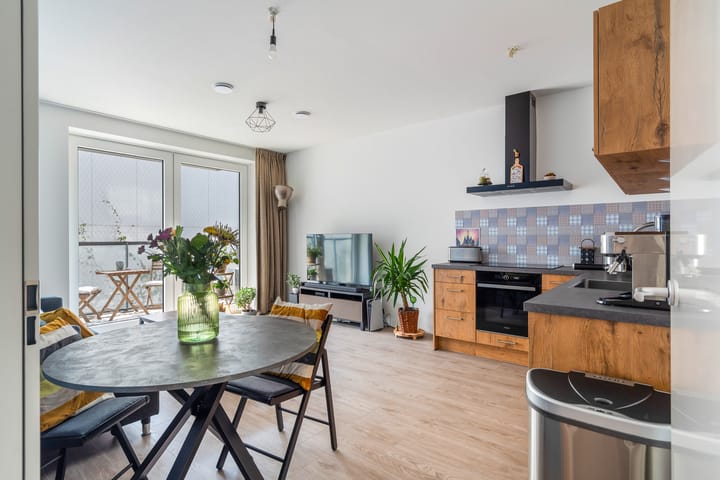 Photo 15 of Waldorpstraat 1572