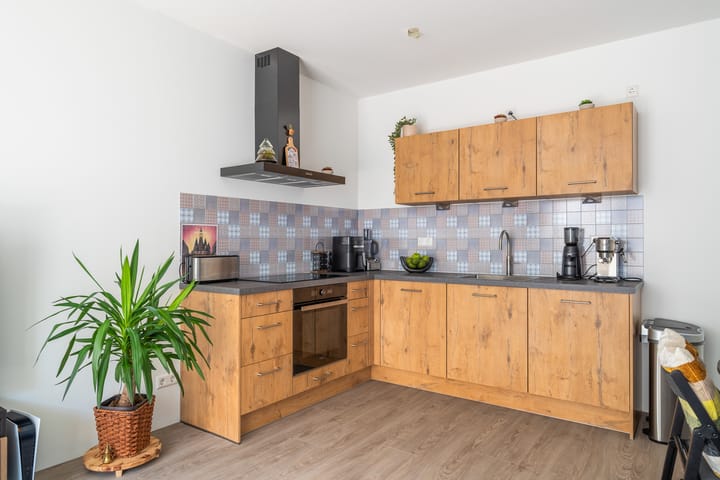 Photo 18 of Waldorpstraat 1572