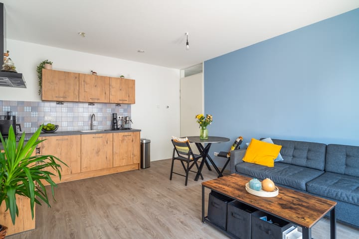 Photo 20 of Waldorpstraat 1572