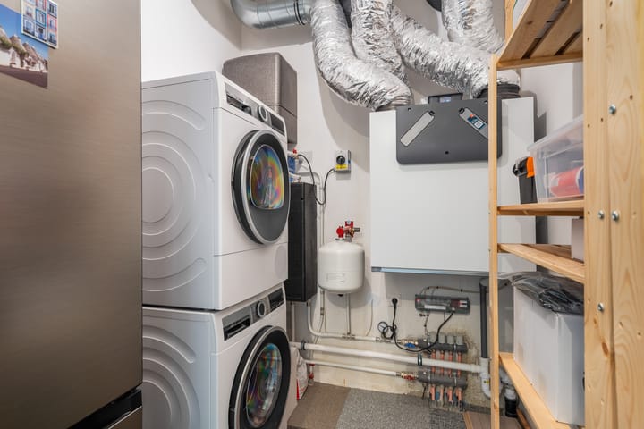 Photo 35 of Waldorpstraat 1572