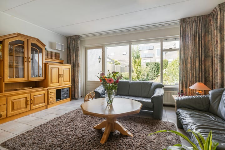 Foto 2 van Nehrusingel 15