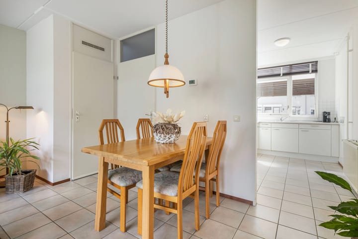 Foto 10 van Nehrusingel 15