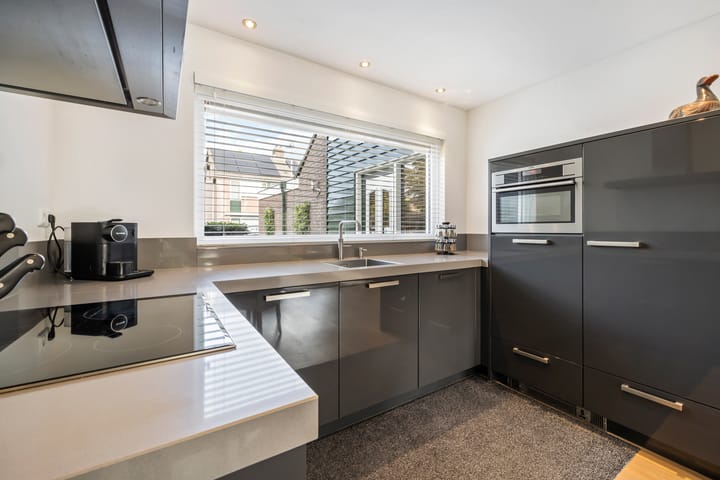 Photo 3 of Vlindermeent 32