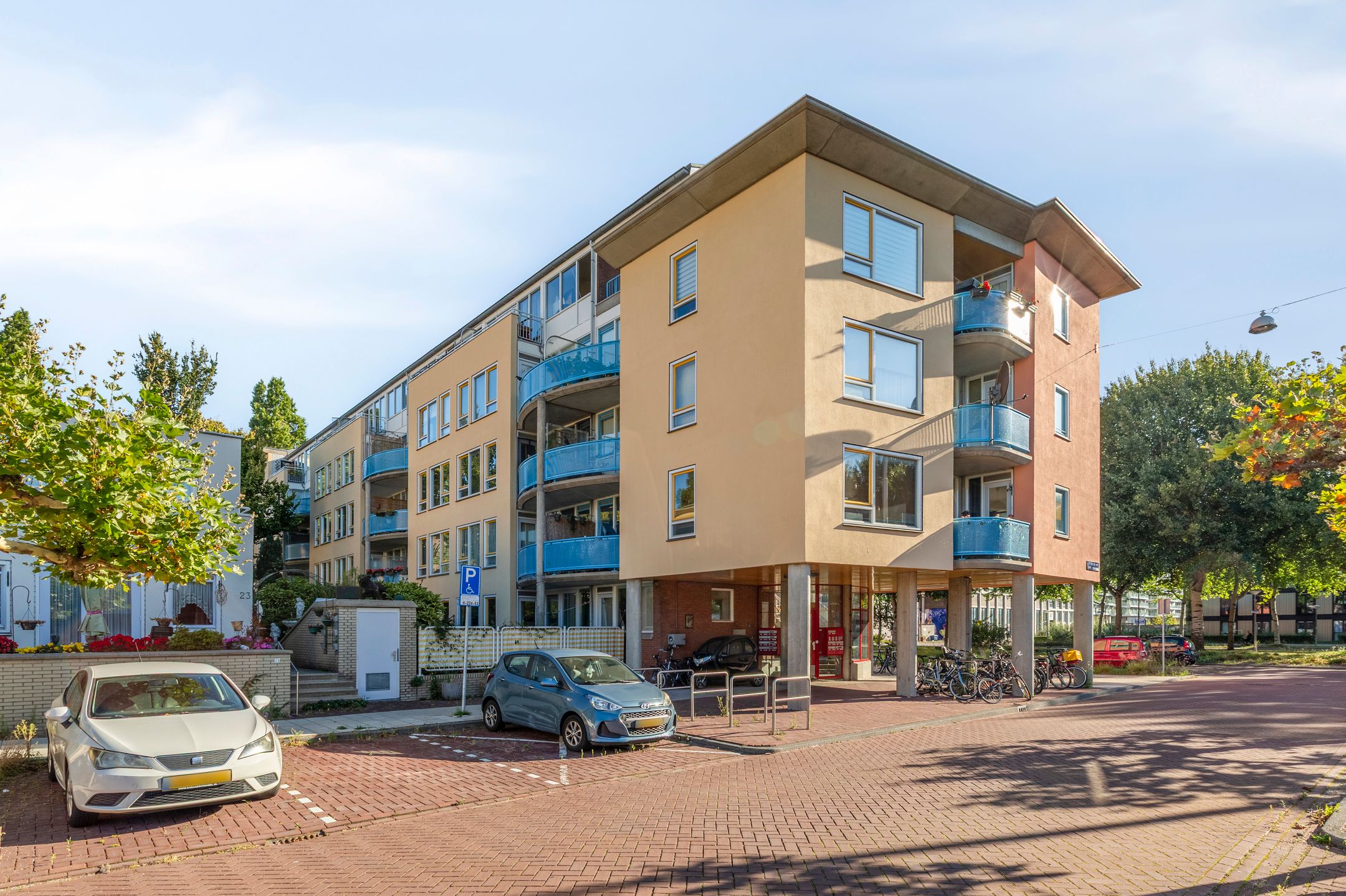 Photo 30 of J.M. van der Meylaan 27