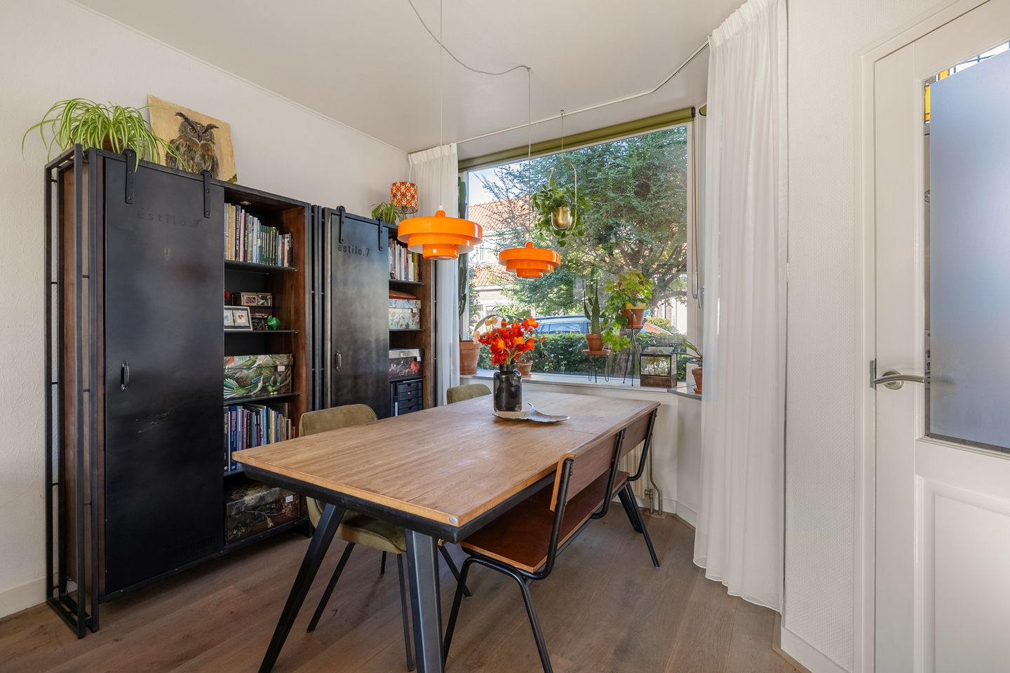 Photo 10 of Paulus Potterstraat 39