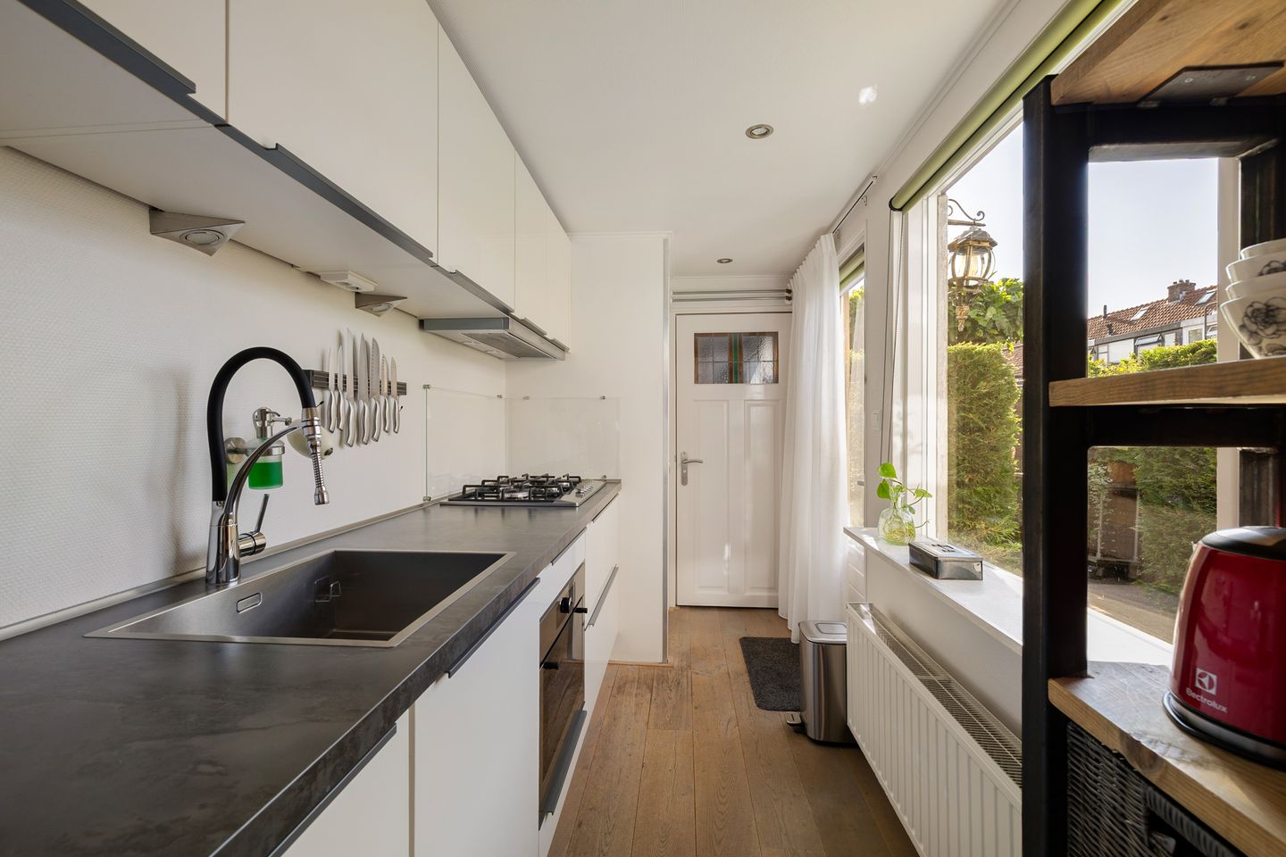 Photo 14 of Paulus Potterstraat 39