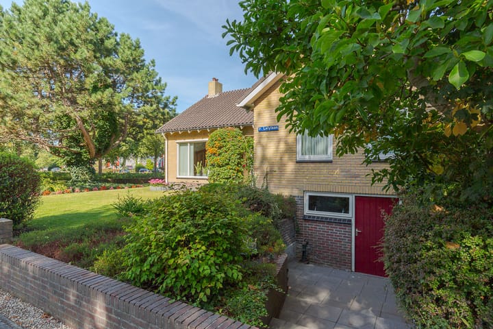 Foto 30 van Ir.Lelylaan 154