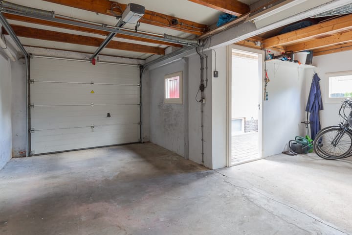 Foto 33 van Ir.Lelylaan 154