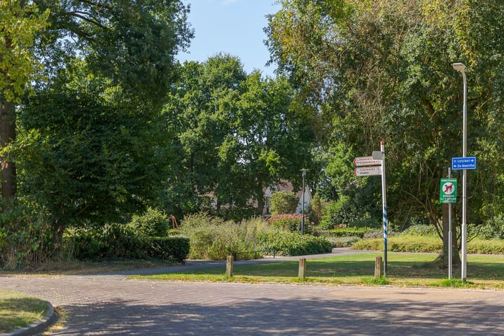 Foto 42 van Ir.Lelylaan 154