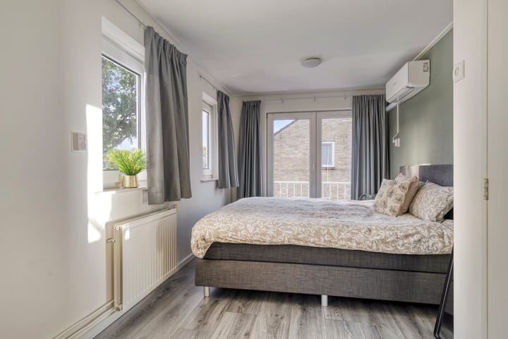 Foto 21 van Larixlaan 18