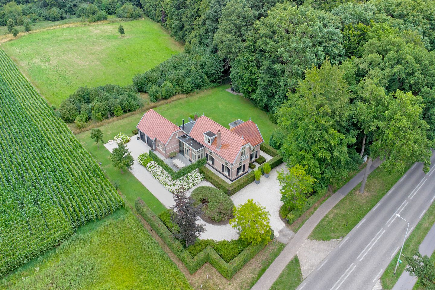 Foto 4 van Rijksstraatweg 154