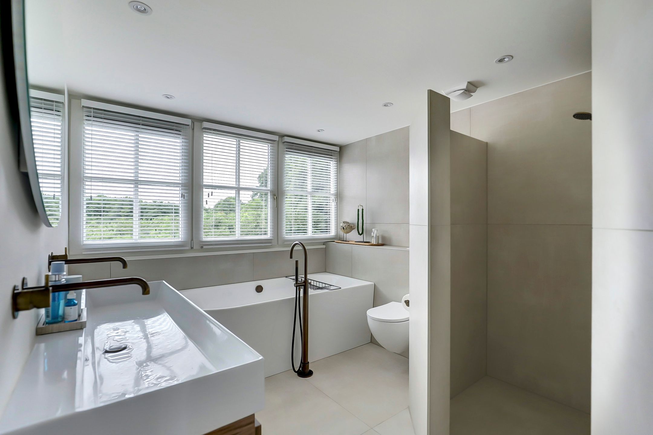 Foto 30 van Rijksstraatweg 154