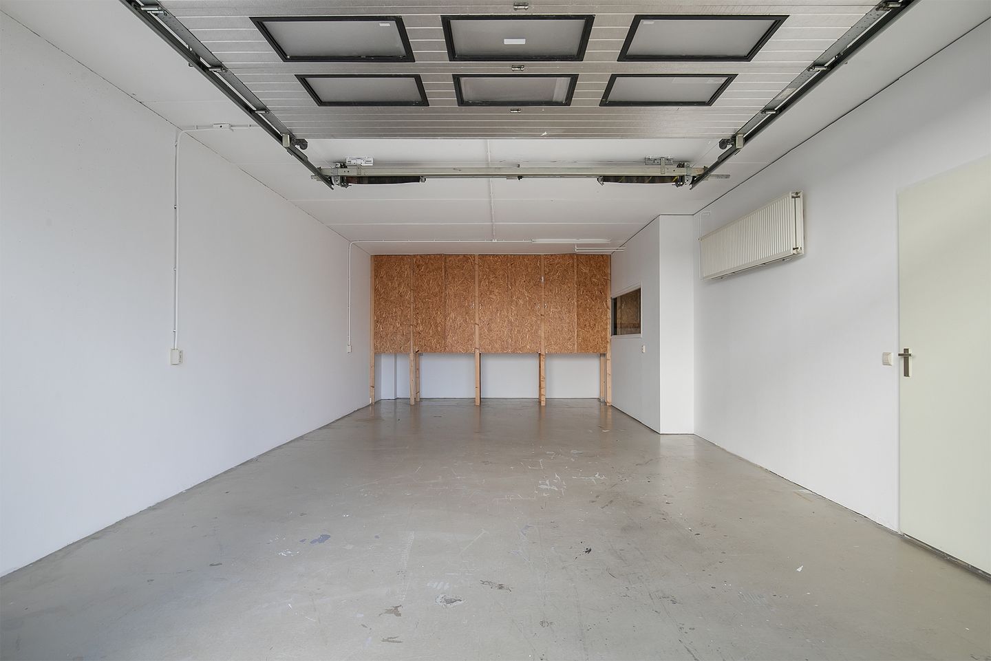 View photo 3 of Melbournestraat 28-B