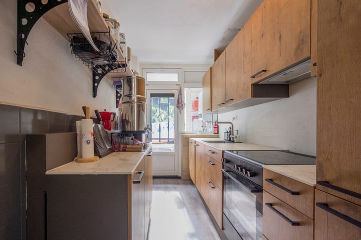 Foto 6 van Meidoornlaan 9-01