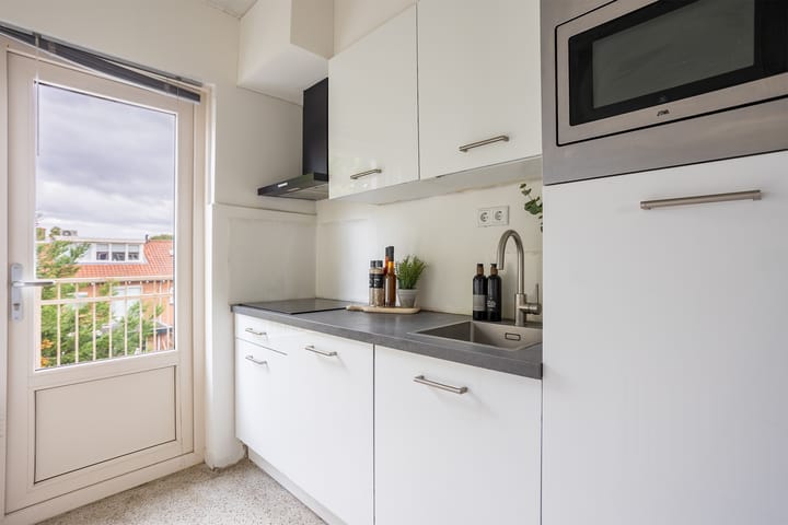 Foto 2 van Admiraal de Ruyterlaan 55