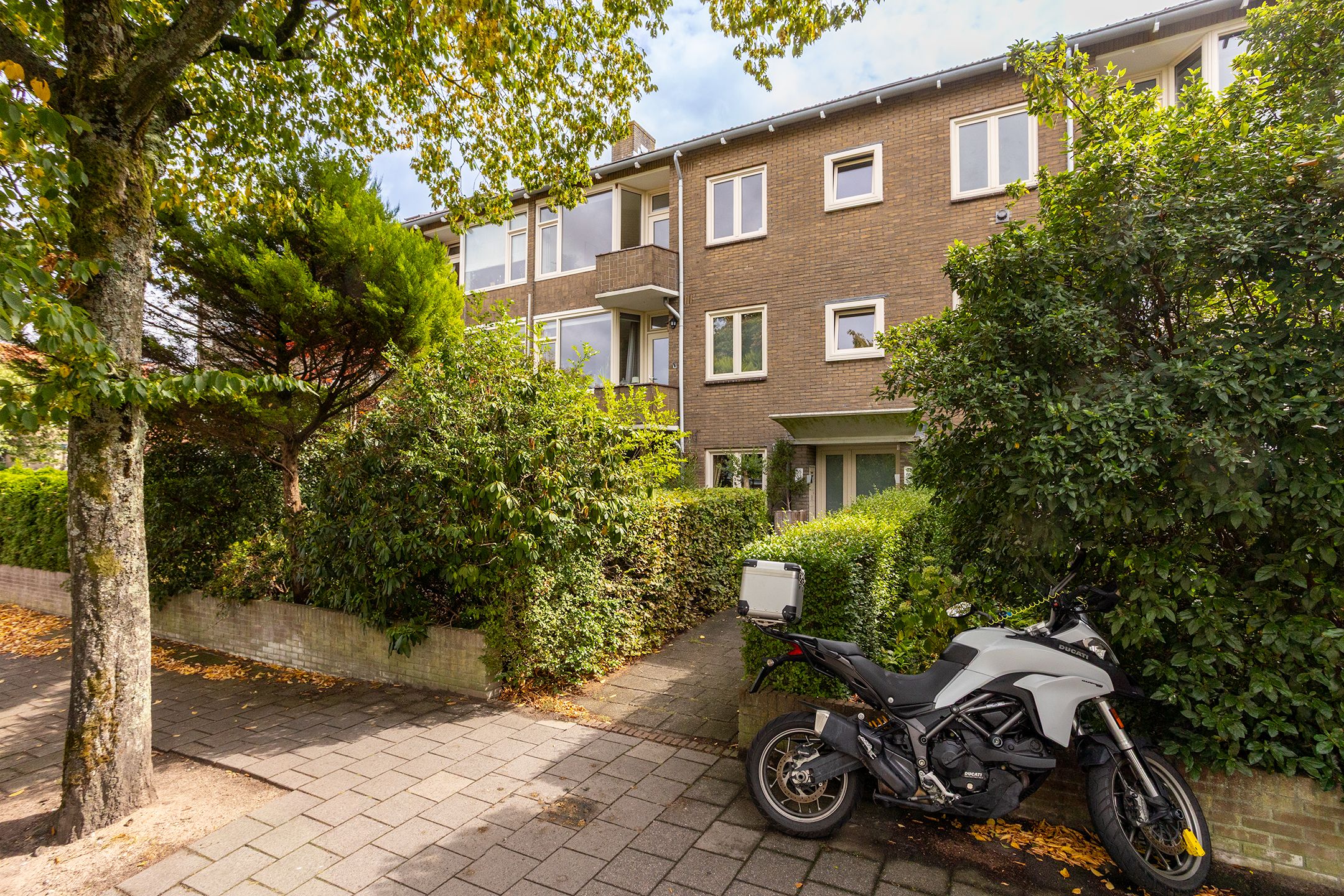 Photo 3 of Admiraal de Ruyterlaan 55