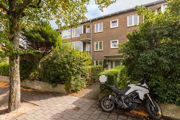 Foto 3 van Admiraal de Ruyterlaan 55