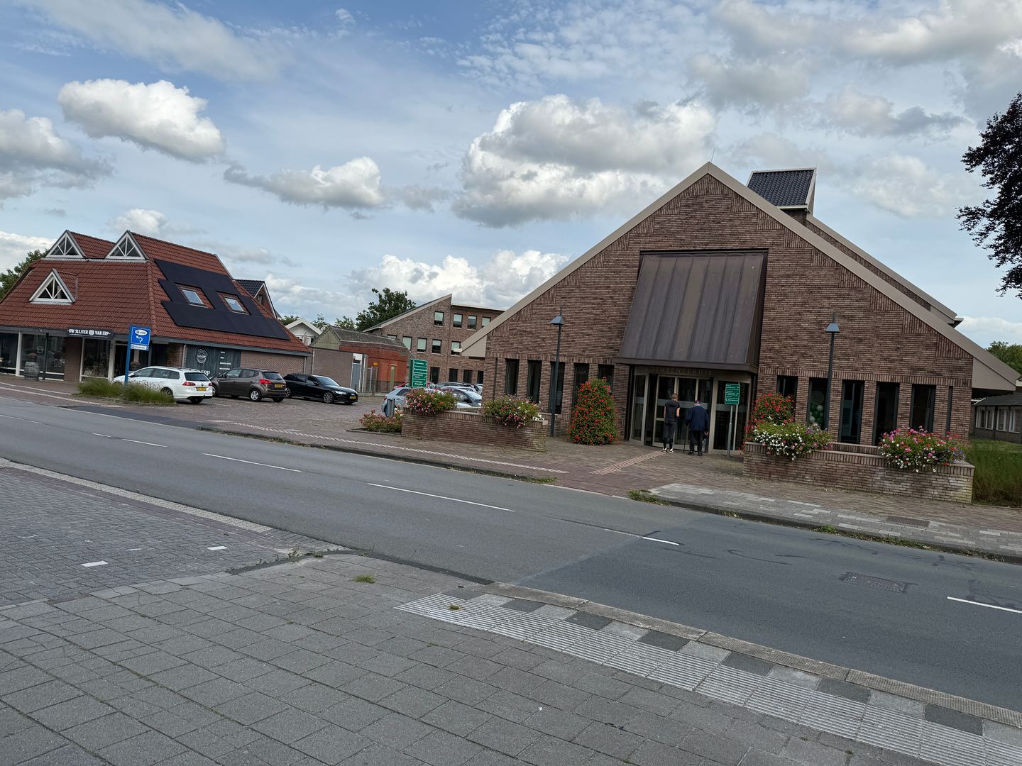 Bekijk foto 3 van Raadhuisstraat 24