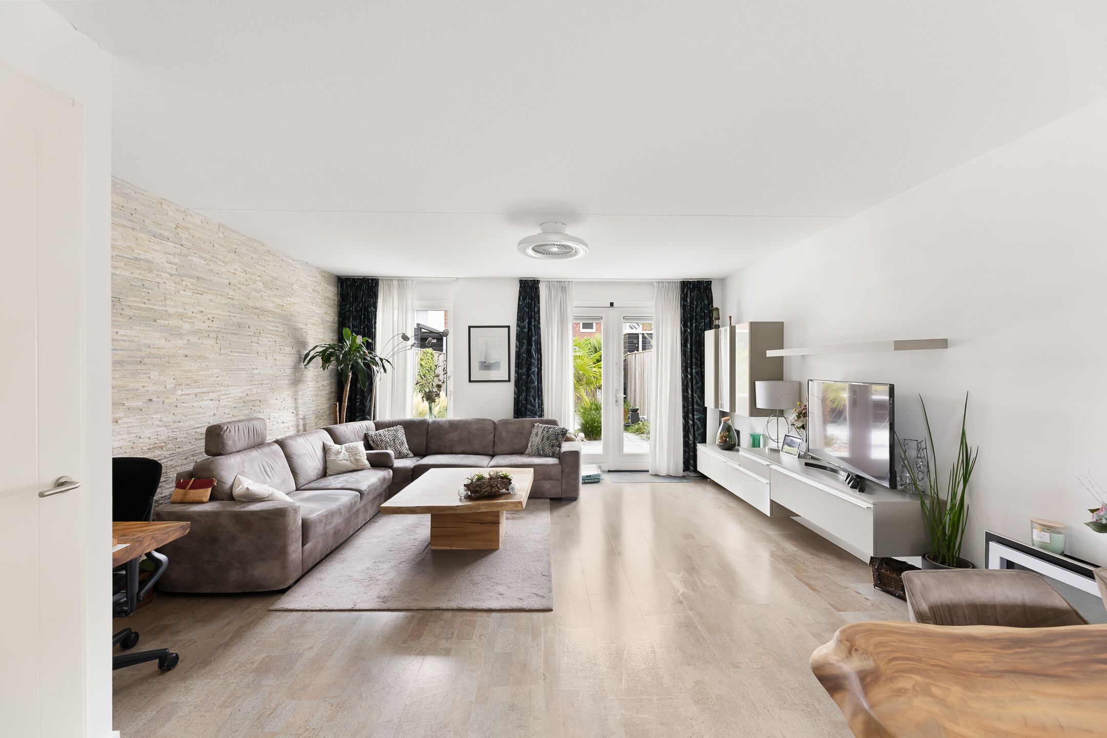 Foto 18 van Charlie Parkerstraat 10