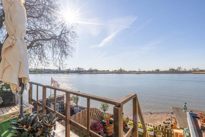 Photo 2 of Lekdijk 103