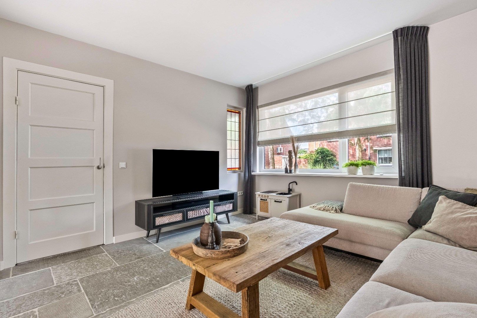 Foto 6 van Manresastraat 46