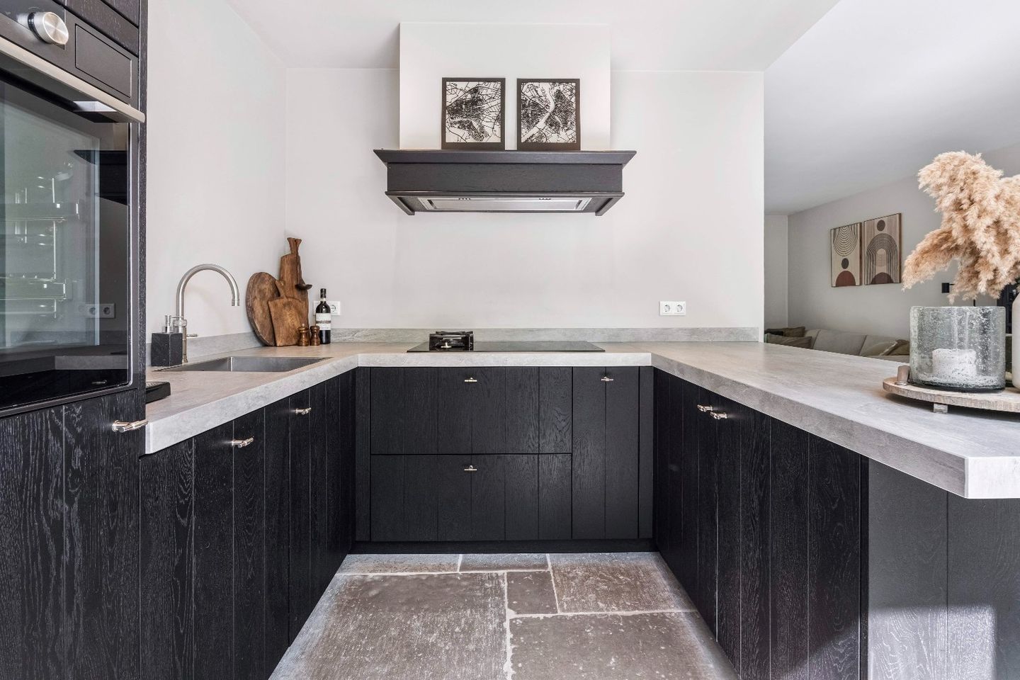 Foto 10 van Manresastraat 46