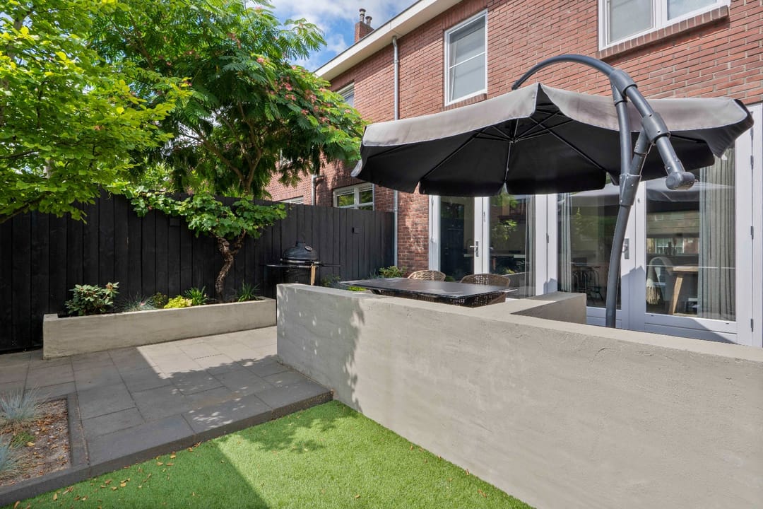 Foto 28 van Manresastraat 46