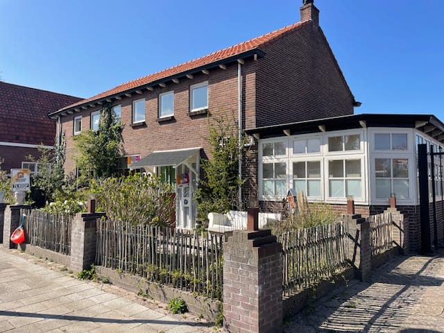 Ambonstraat 23 