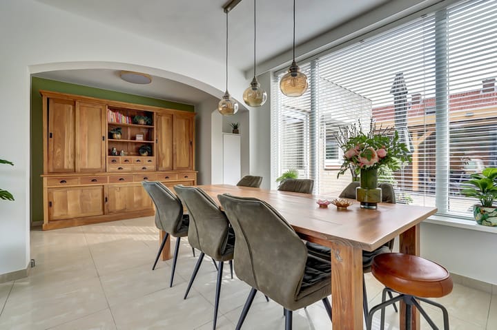 Photo 7 of Tullensstraat 31