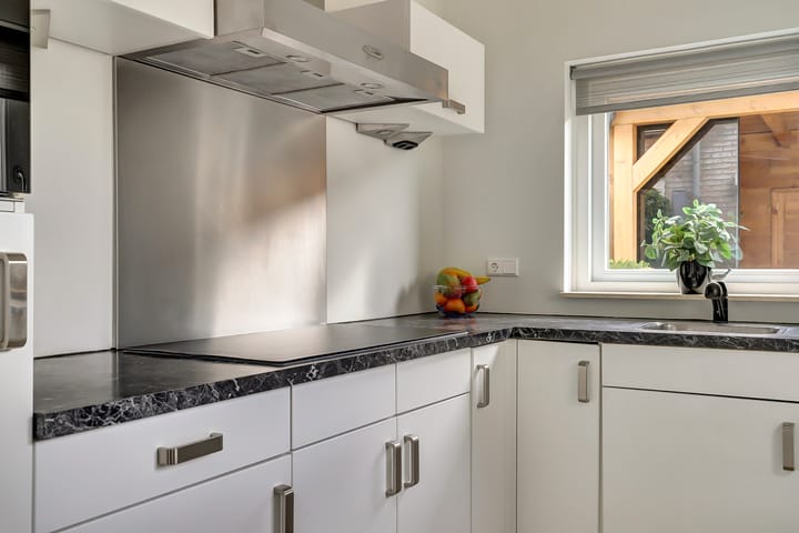 Photo 13 of Tullensstraat 31