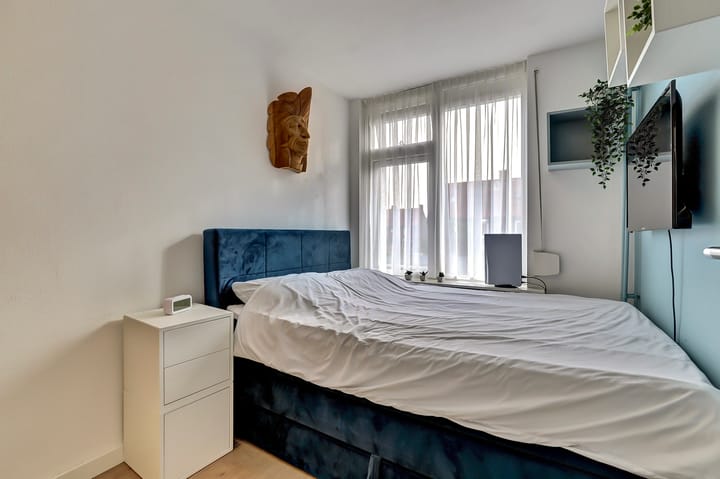 Photo 23 of Tullensstraat 31