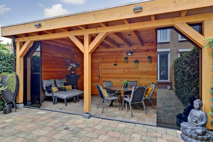 Photo 32 of Tullensstraat 31