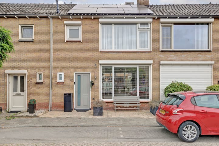 Photo 38 of Tullensstraat 31