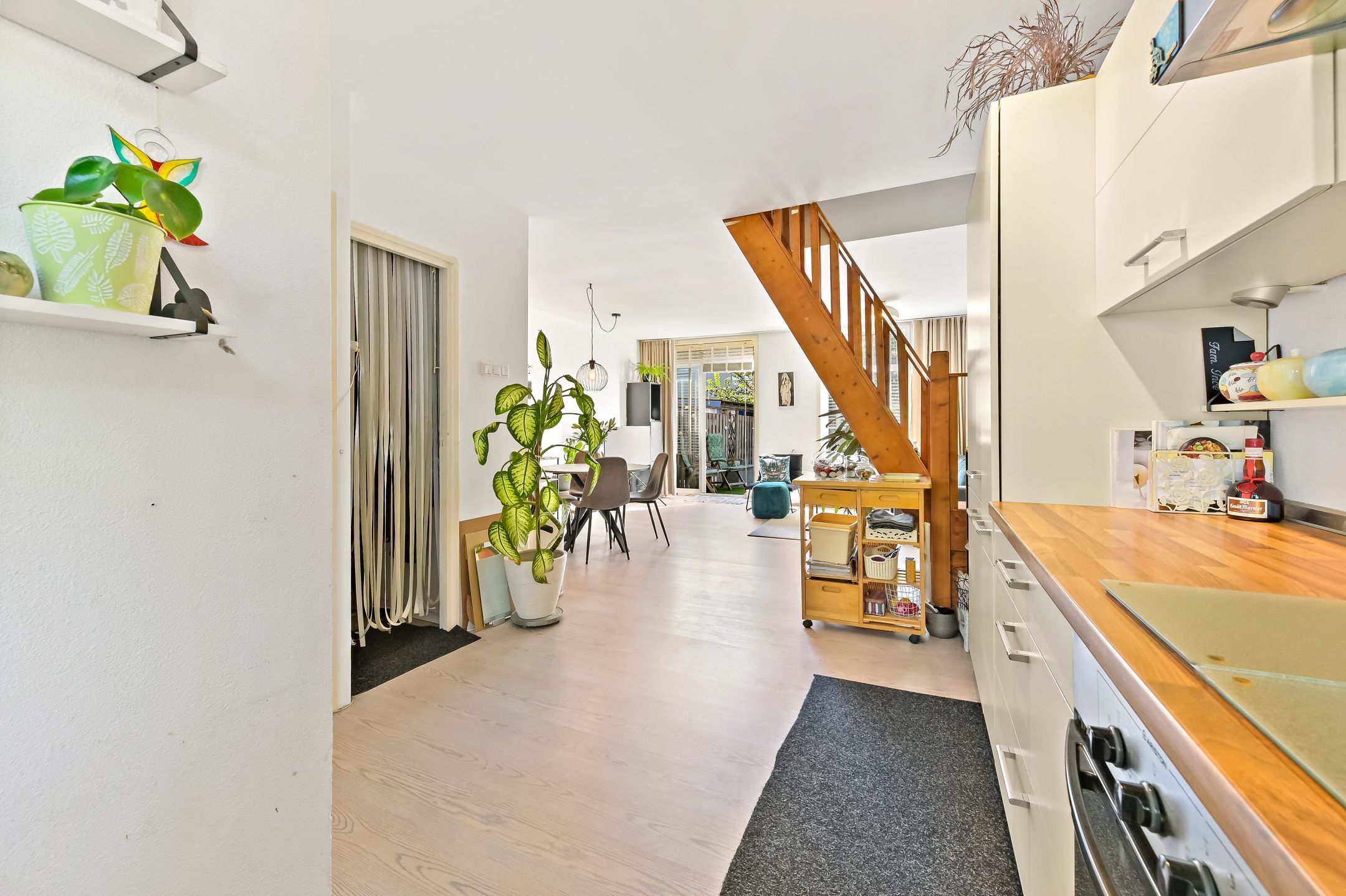 Foto 12 van Cassandrastraat 56