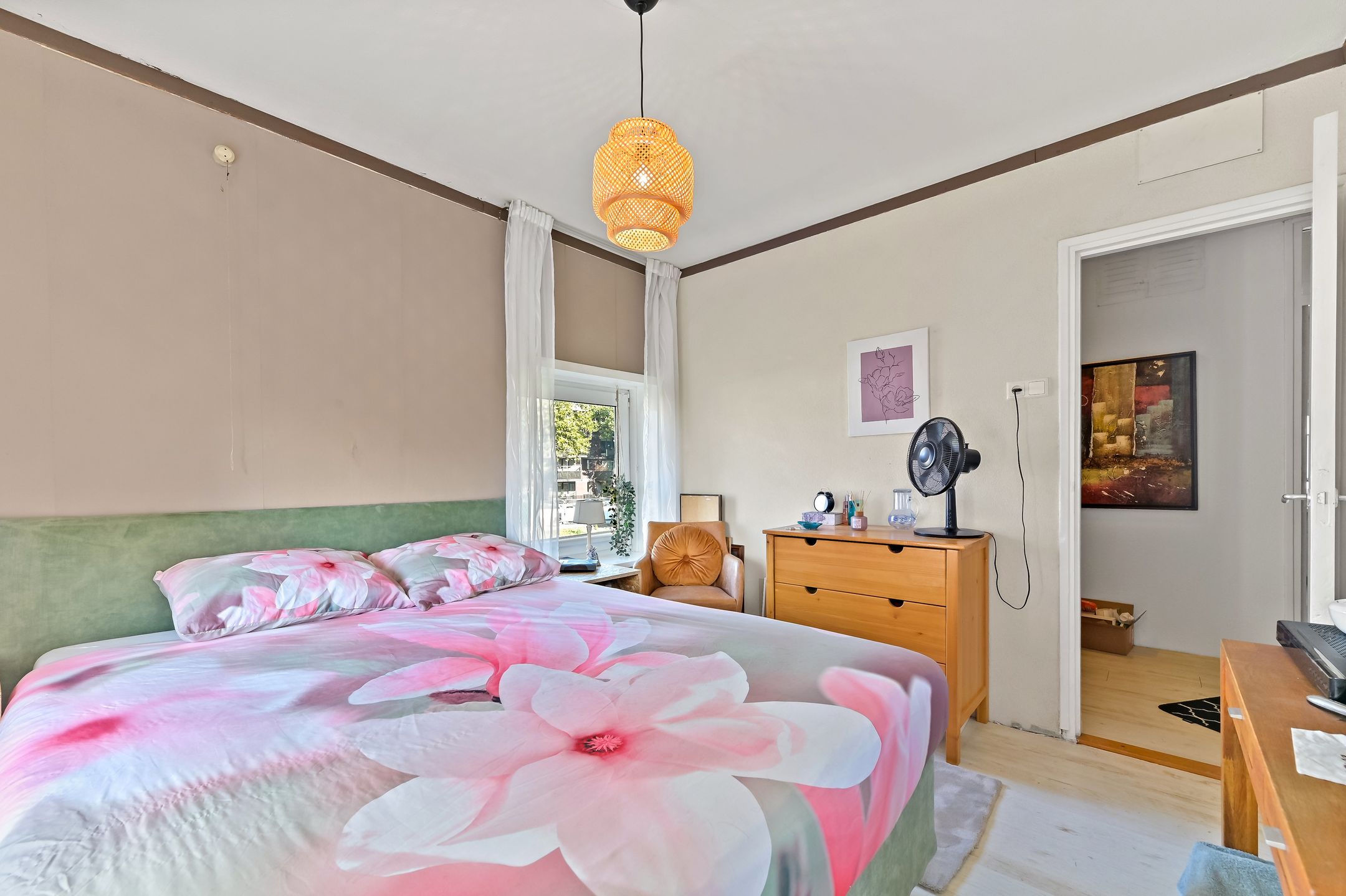 Foto 30 van Cassandrastraat 56