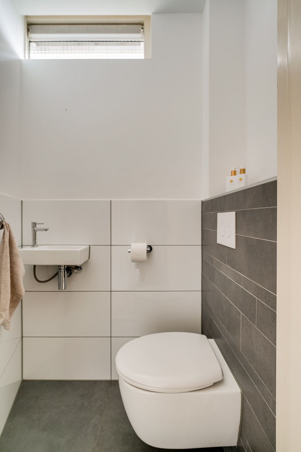 Foto 7 van Van der Rennestraat 4