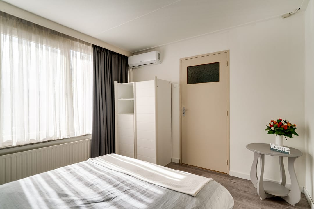 Foto 31 van Van der Rennestraat 4