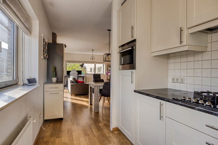 Foto 14 van Hugo de Grootplein 75