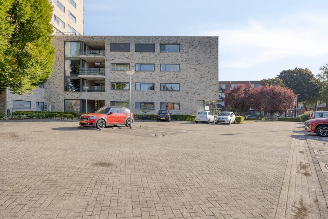 Photo 38 of Hugo de Grootplein 75