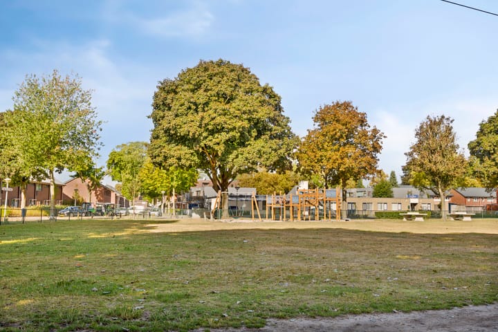 Foto 44 van Hugo de Grootplein 75