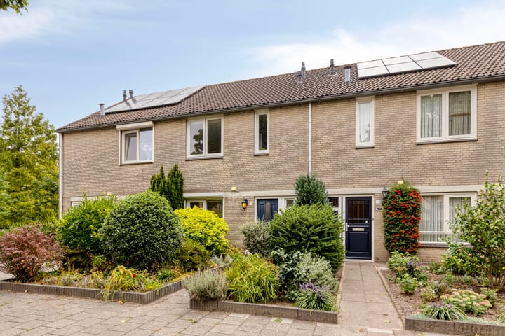 Photo 2 of Damastberg 64