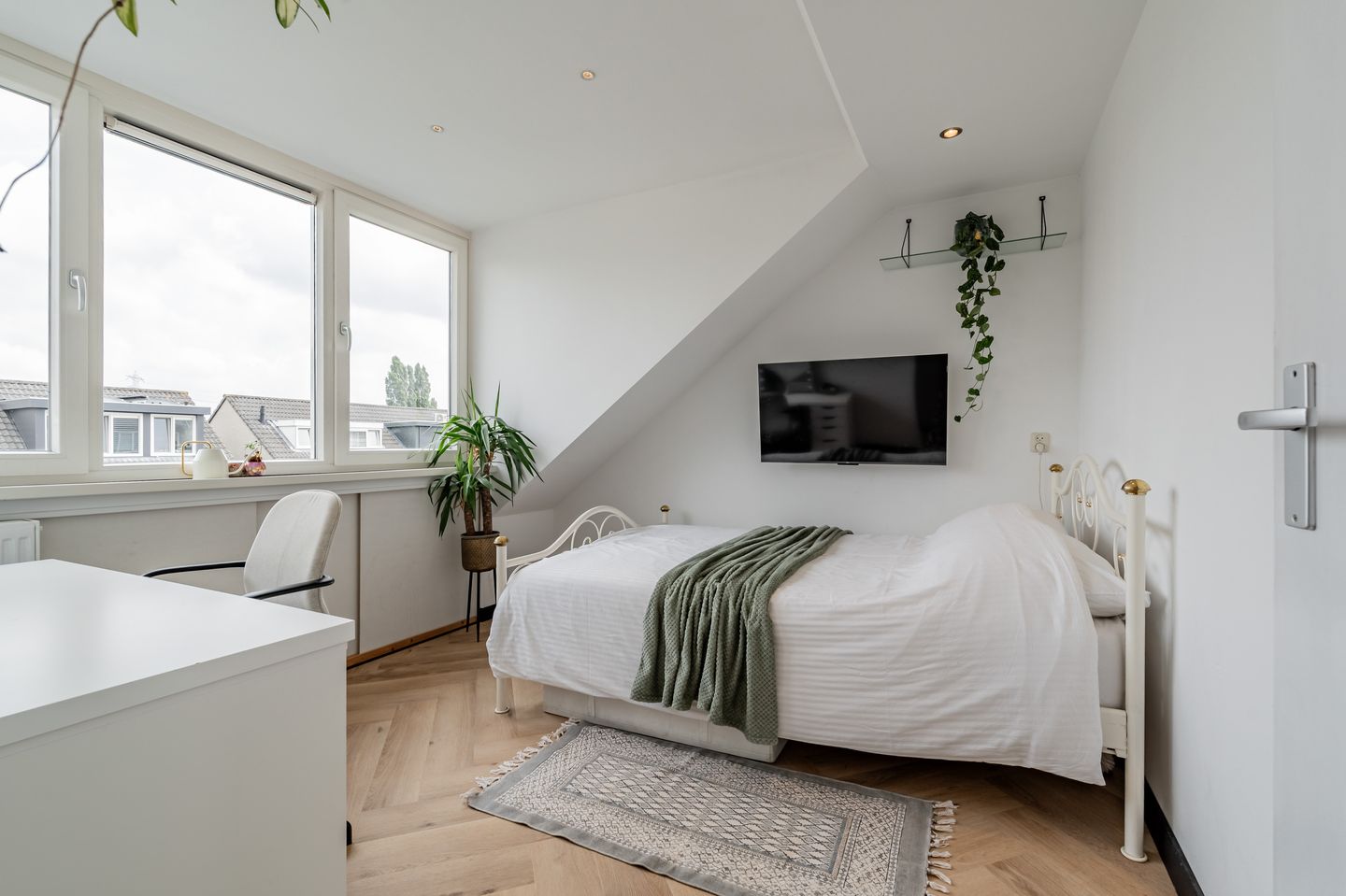 Foto 34 van Distelvlinderweg 118