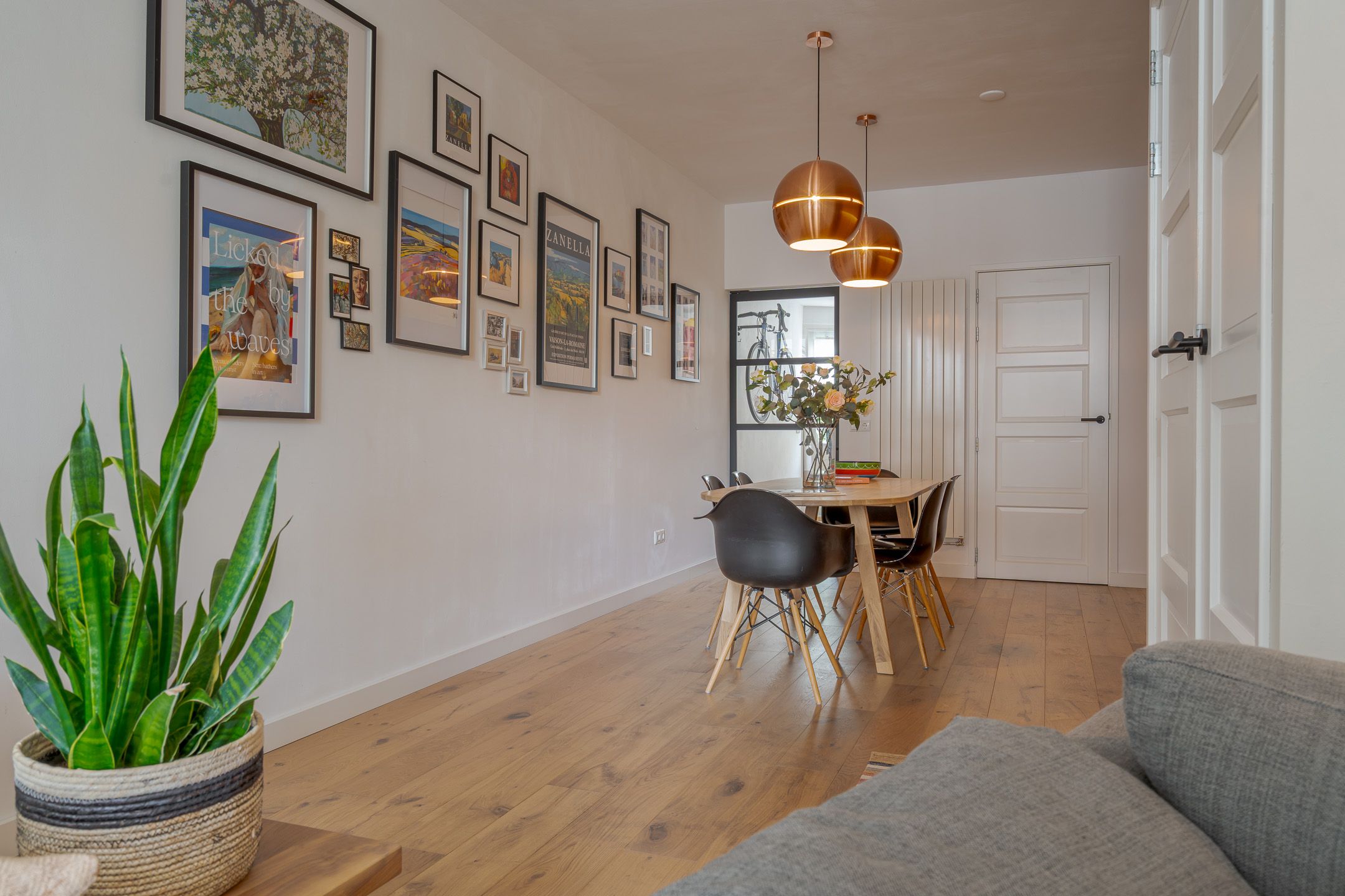 Foto 15 van Van Karnebeekstraat 36